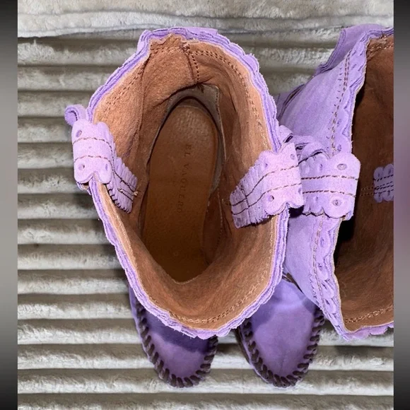 El Vaquero Arya Silverstone fringe moccasin boots - Picture 6 of 7